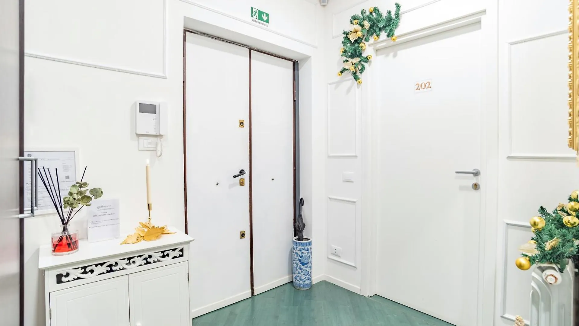 Hotel Glint House Roma 0*,