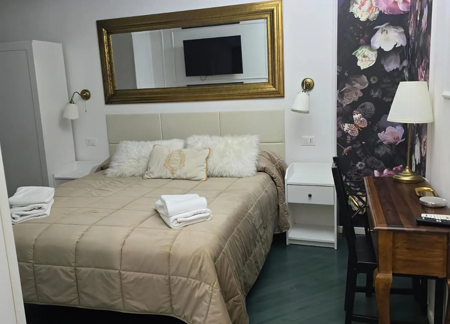 Hotel Glint House Roma Gasthof