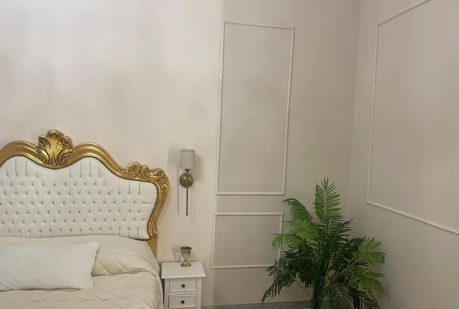 Hotel Glint House Roma 0*,  Italia