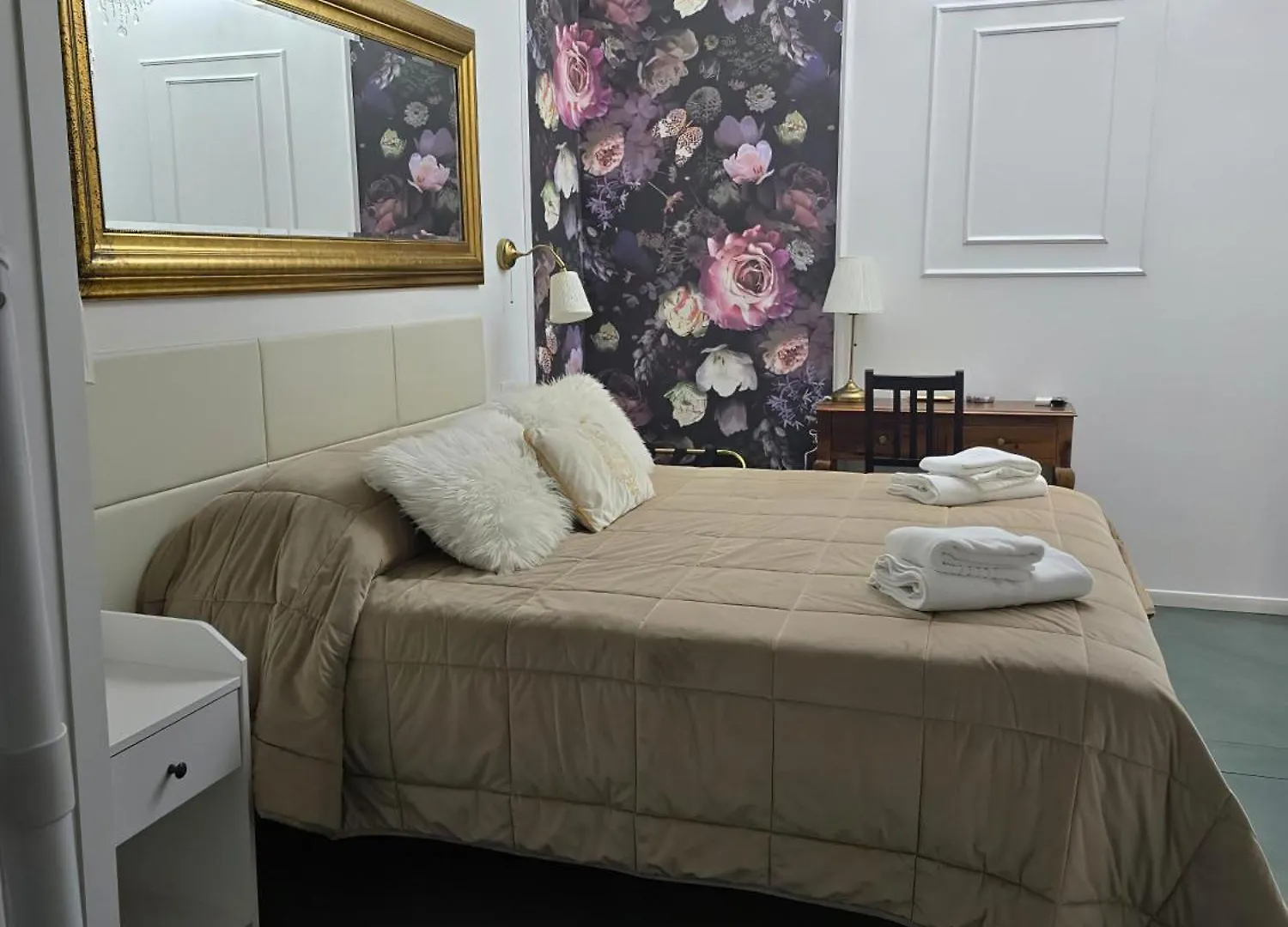 Guest house Glint House Roma Hotel